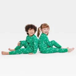 Toddler Ski Scene Matching Family Thermal Pajama Set - Wondershop™ Green -Home Decoration Shop GUEST 70160f2c 5e82 484d 81ab 7100f7069a57