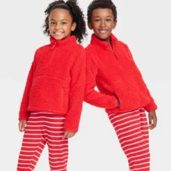 Kids' Faux Shearling Matching Family Half Zip-Up Pullover - Wondershop™ Red 11 Kids' Faux Shearling Matching Family Half Zip-Up Pullover - Wondershop™ Red -Home Decoration Shop GUEST 8cdb5e07 e1d2 4276 8bbc 8ff774178502