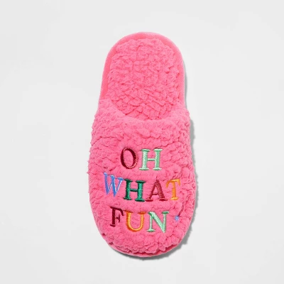 Kids' Holiday Oh What Fun! Scuff Slippers - Wondershop™ Pink 4 Kids' Holiday Oh What Fun! Scuff Slippers - Wondershop™ Pink - Image 2