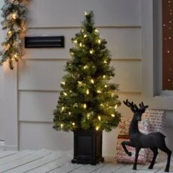 Home Decoration Shop 39 150ct LED C6 Faceted Christmas String Lights Warm White With Green Wire - Wondershop™